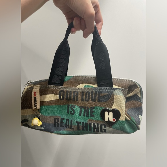 Rare Harajuku Lovers Our Love Is the REAL Thing Camouflage Purse Hand Bag - Picture 2 of 5